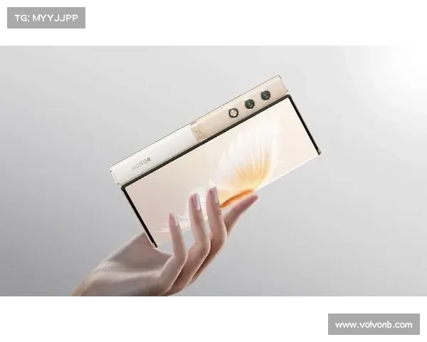 【品牌】荣耀新款折叠屏曝光 一大一小 大折继续减薄? 【品牌】荣耀新款折叠屏曝光 一大一小 大折继续减薄?